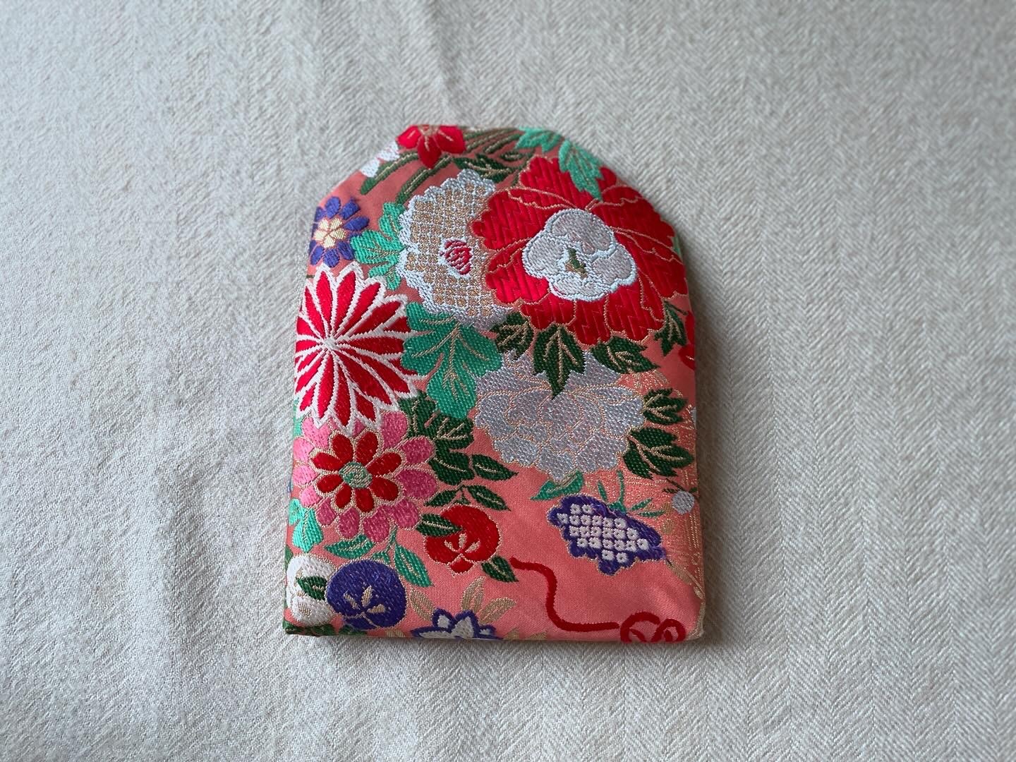 数寄屋袋／SUKI（中）アンティーク着物（帯）