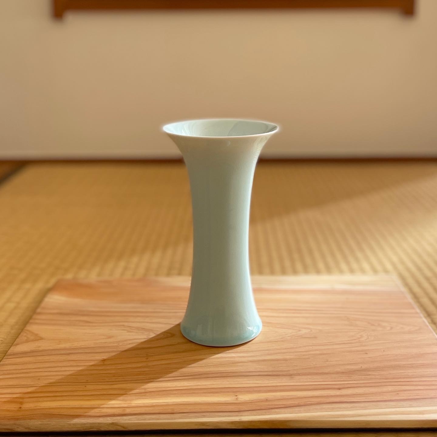 花器（白磁）② | すべての商品 | オフィスエムオンラインショップ