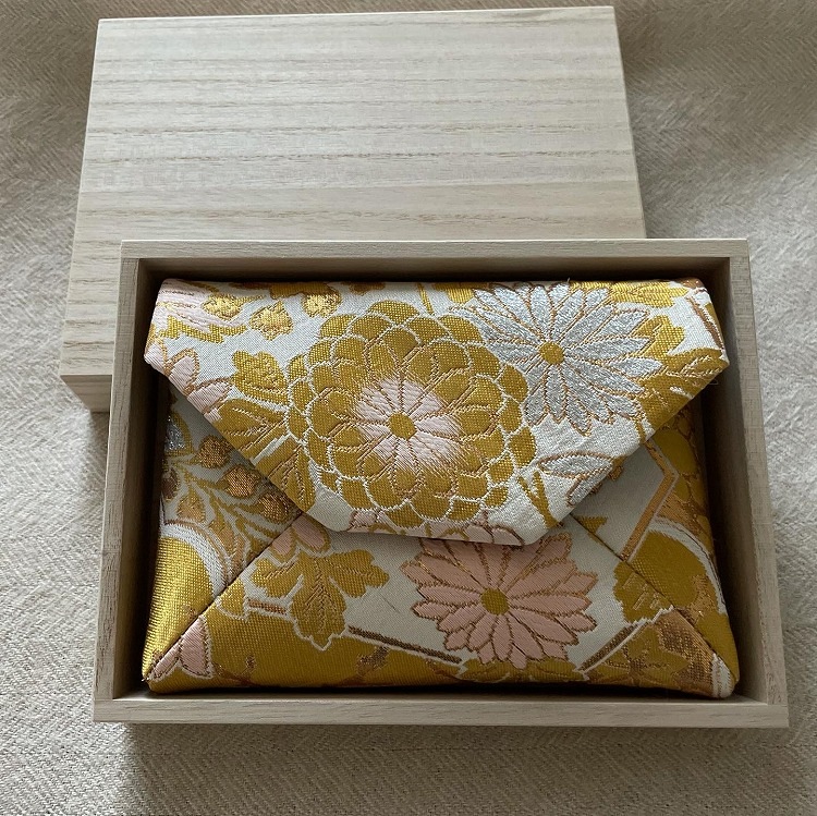 数寄屋袋/SUKI(中)アンティーク着物(帯)