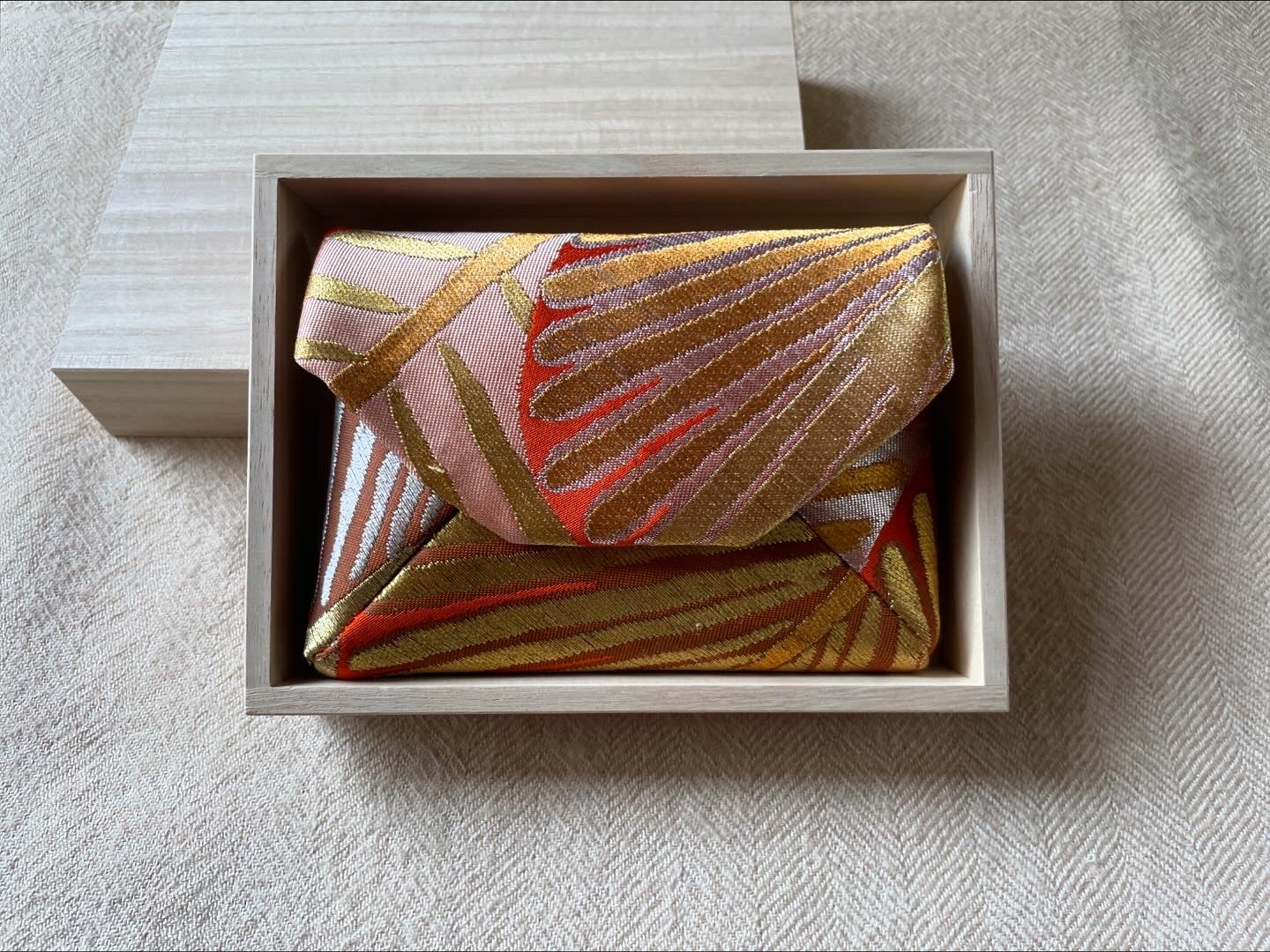 数寄屋袋/SUKI(小)アンティーク着物(帯)