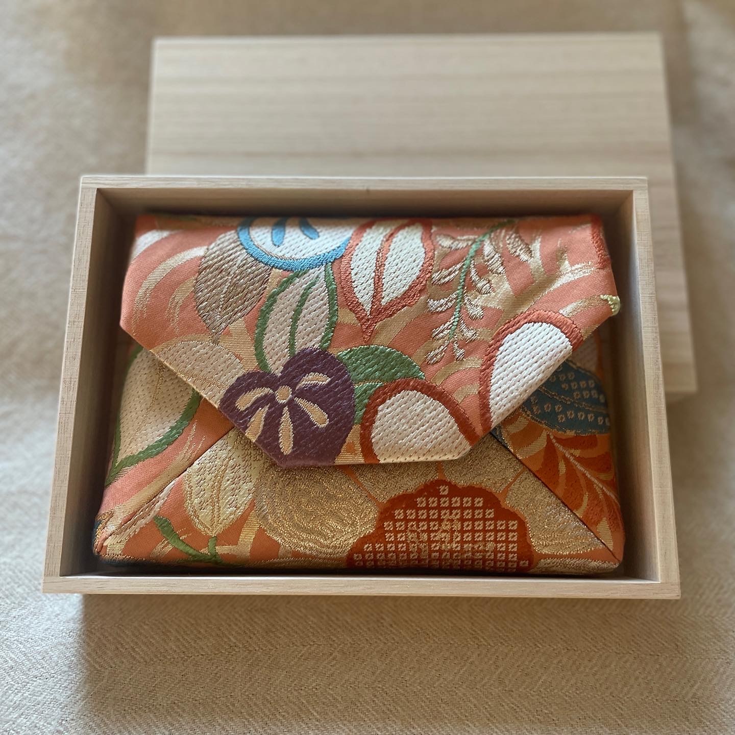 数寄屋袋／SUKI（大）アンティーク着物（帯）