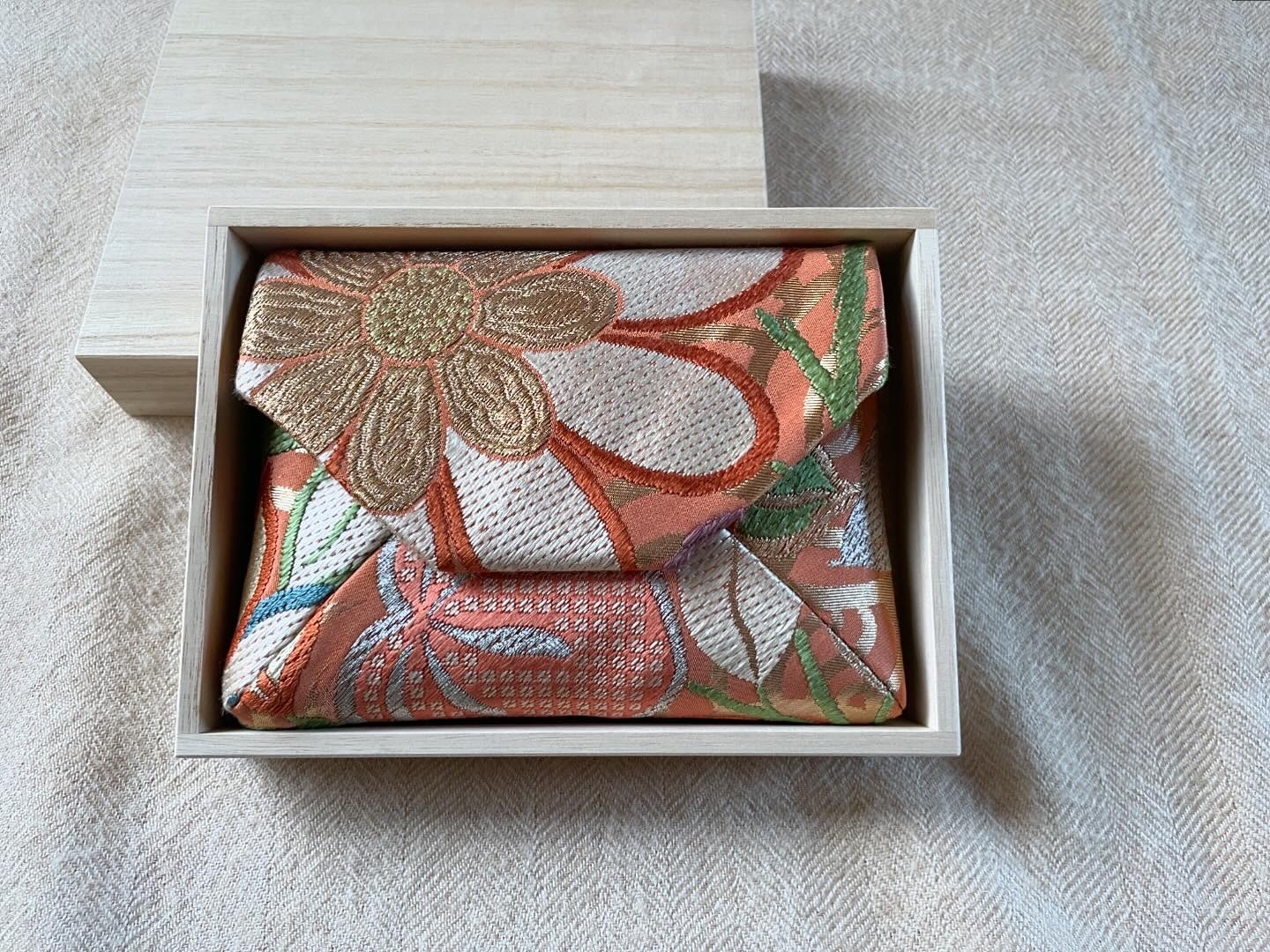 数寄屋袋/SUKI(中)アンティーク着物(帯)