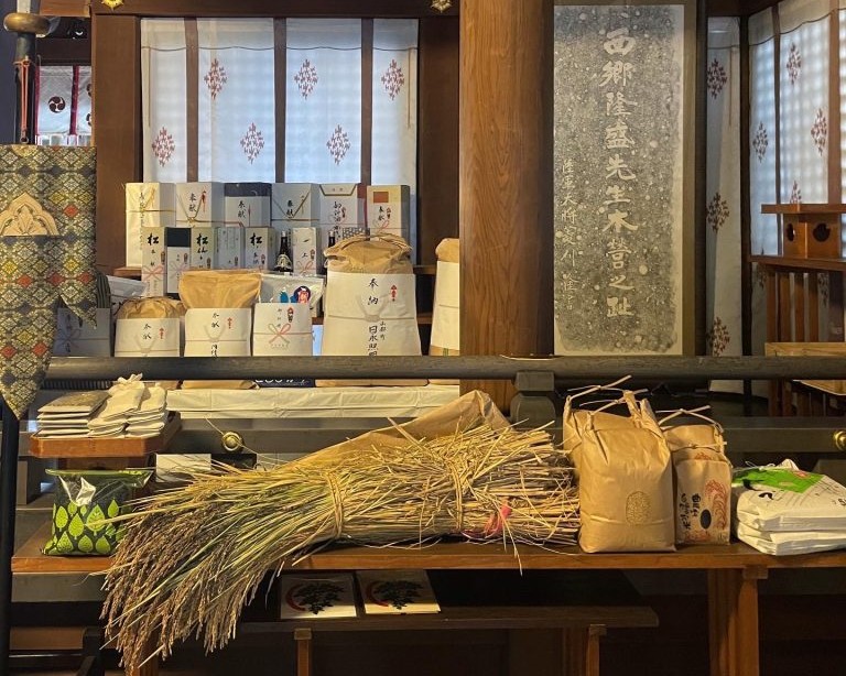 亀の稲守り（黒）