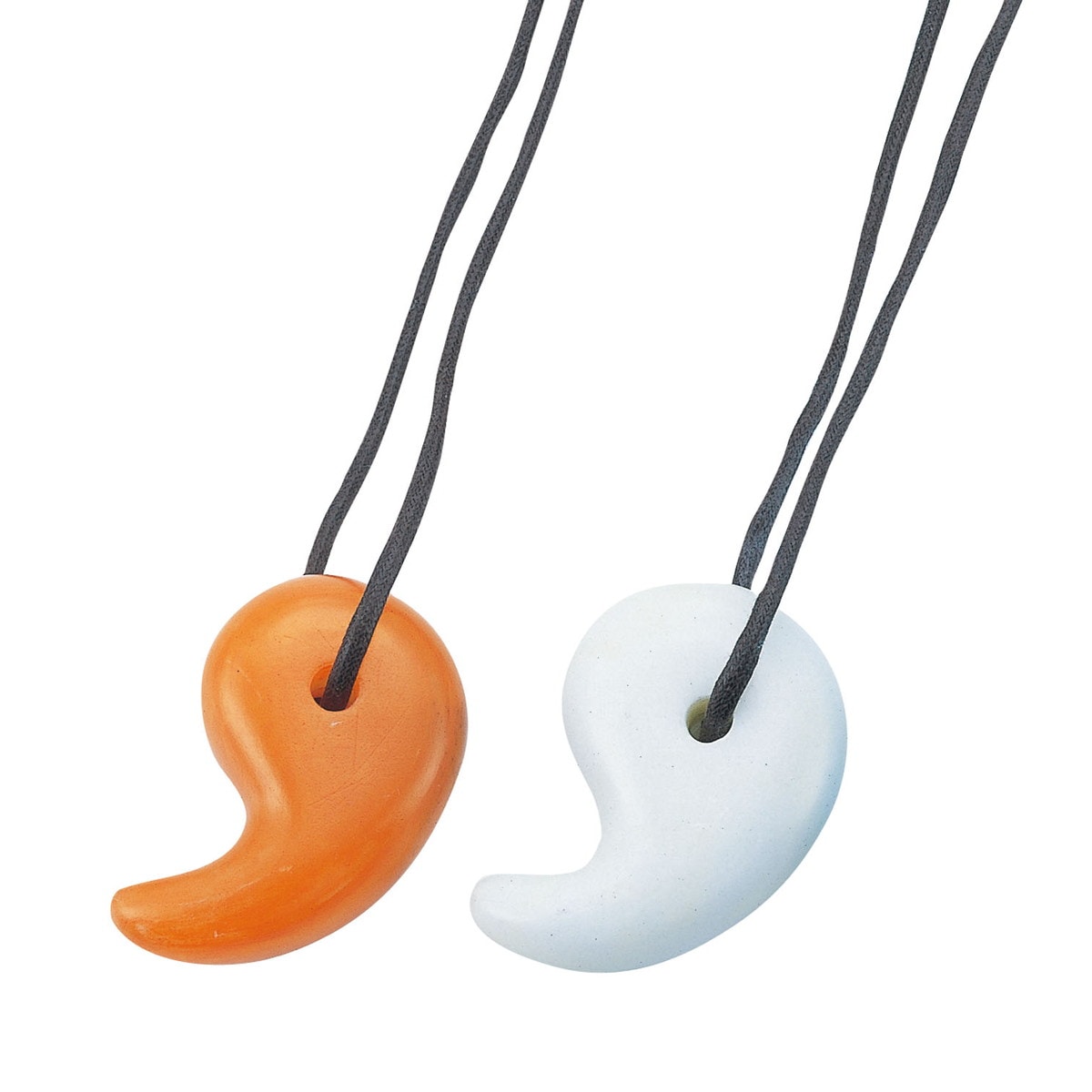 Artec(アーテック) 高蝋石まがたまカット済・穴有(小袋無） #24000