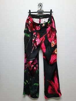 �㴰���THE ONENESS�������ͥ�/Eco Satin Bougainvillea 2Tucks Slacks/Black