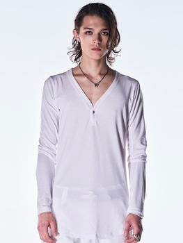 (ͽ���ʡ�8��9������ͽ��/kiryuyrik������奦����奦/BEATENJIKU Henry Neck T-Shirt/White