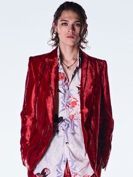 (ͽ���ʡ�10������11������ͽ��/kiryuyrik������奦����奦/TOGE Velvet Peaked Jacket/Red