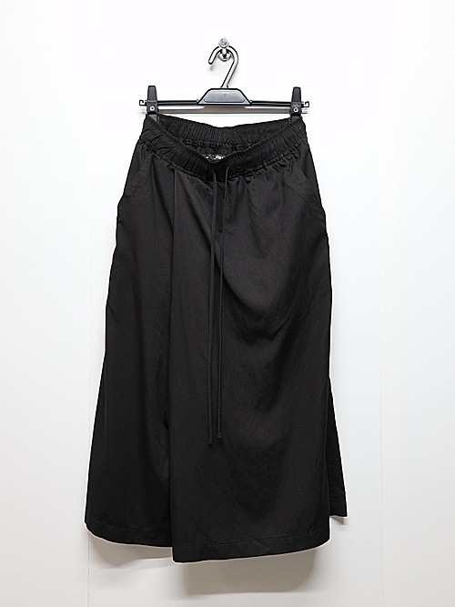 JULIUSꥦ/RAYON/COTTON CLOTH TROUSERS19/BLACK