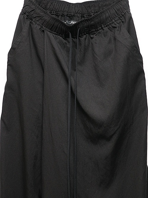 JULIUSꥦ/RAYON/COTTON CLOTH TROUSERS19/BLACK