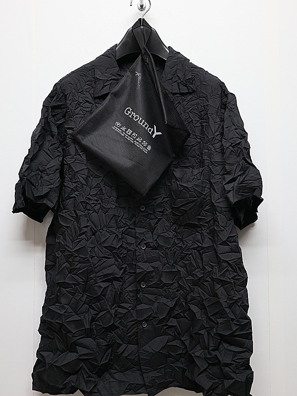 �㴰���Ground Y�����饦��ɥ磻/PE SPUNLAWN OPEN COLLAR BACK GATHER SHIRT/BLACK