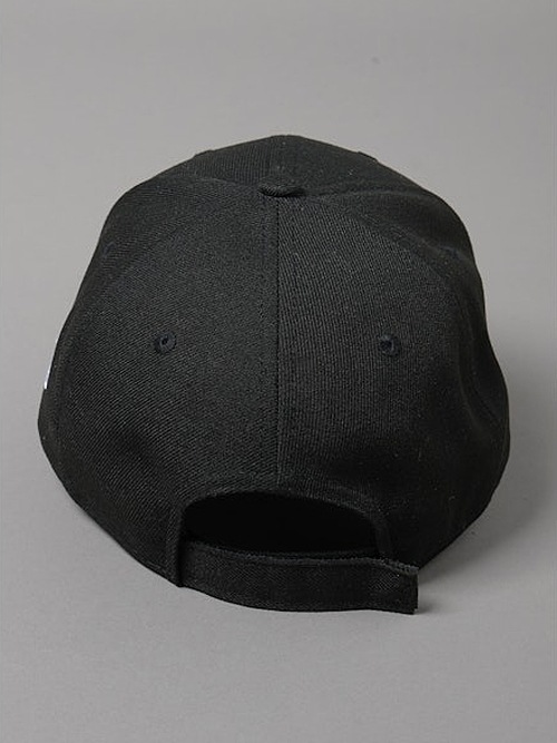 Ground Y饦ɥ磻/NEWERA COTTON 940VS GY LOGO BLK WHT/BLACK.