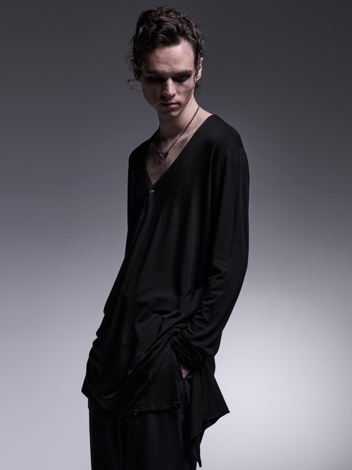 (ͽʡ121ͽ/kiryuyrik奦奦/Warm Jersey Henry Flare T-Shirt/Black