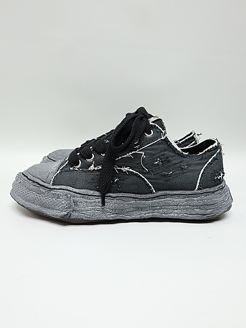Maison MIHARA YASUHIRO��PETERSON23/original sole ripping and overdyeing canvas Low-Top sneaker/BLK/BLK