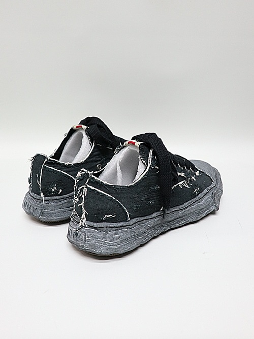 Maison MIHARA YASUHIRO��PETERSON23/original sole ripping and overdyeing canvas Low-Top sneaker/BLK/BLK