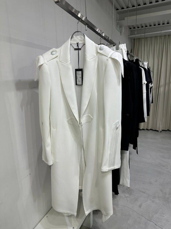 (ͽ���ʡ�8������9������ͽ��/kiryuyrik������奦����奦/Back Satin Goth Jacket��/White