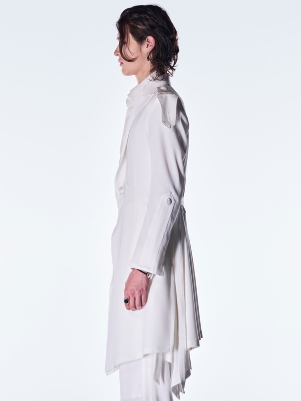 (ͽ���ʡ�8������9������ͽ��/kiryuyrik������奦����奦/Back Satin Goth Jacket��/White