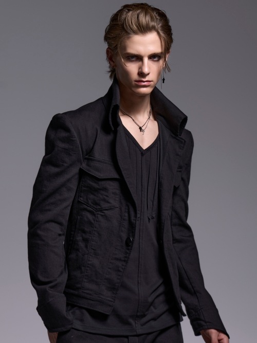 (ͽ���ʡ�3��4������ͽ��/kiryuyrik������奦����奦/BEATENJIKU Cut Frill-T/Black