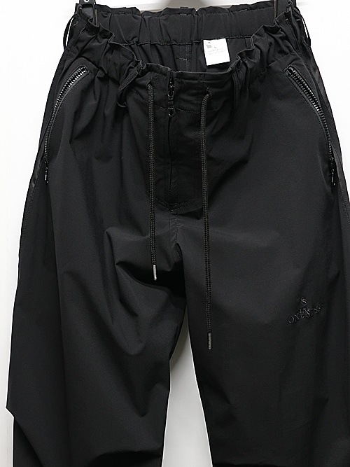 �㴰���THE ONENESS�������ͥ�/Sustinable Tuffeta Line Loose Pants/Black&BlackLINE