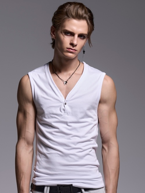 (ͽ���ʡ�3��4������ͽ��/kiryuyrik������奦����奦/BEATENJIKU Henry Neck Tank Top/White