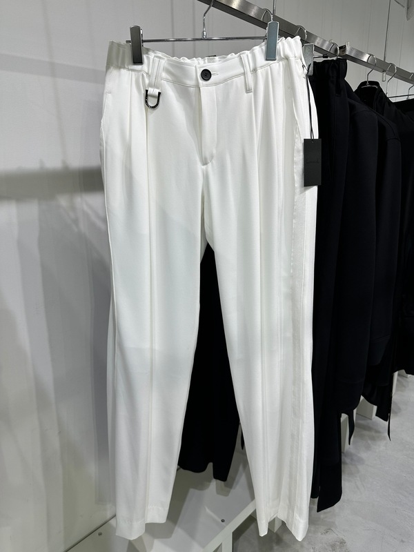 (ͽ���ʡ�8������9������ͽ��/kiryuyrik������奦����奦/Back Satin Wide Slacks/White