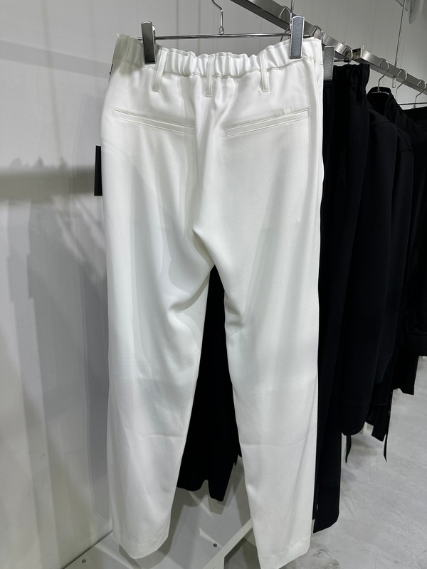 (ͽ���ʡ�8������9������ͽ��/kiryuyrik������奦����奦/Back Satin Wide Slacks/White
