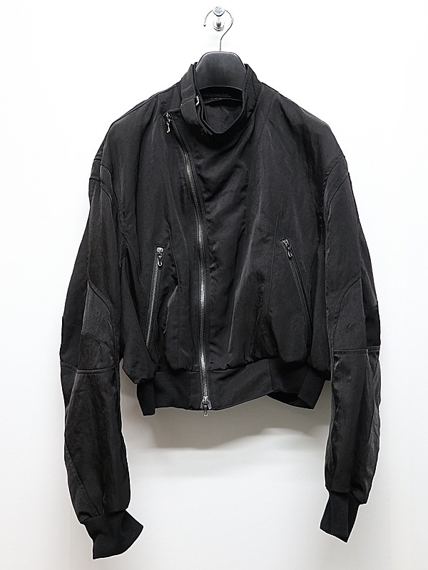 �㴰���JULIUS����ꥦ��/NYLON TWILL BLOUSON2/BLACK
