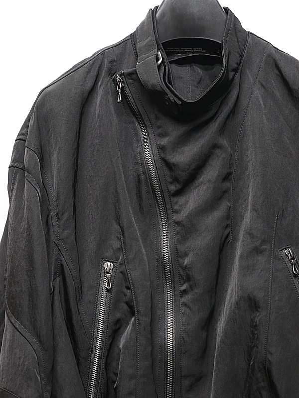 �㴰���JULIUS����ꥦ��/NYLON TWILL BLOUSON2/BLACK