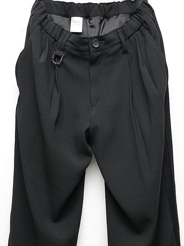 (ͽ���ʡ�8������9������ͽ��/kiryuyrik������奦����奦/Back Satin Wide Slacks/Black