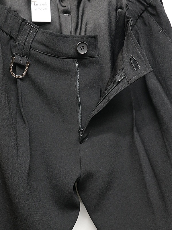 (ͽ���ʡ�8������9������ͽ��/kiryuyrik������奦����奦/Back Satin Wide Slacks/Black
