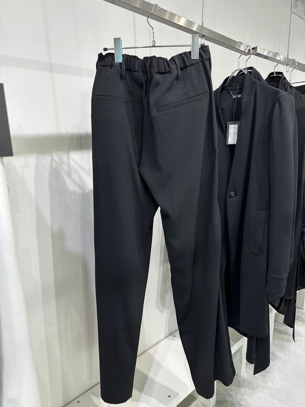 (ͽ���ʡ�8������9������ͽ��/kiryuyrik������奦����奦/Back Satin Wide Slacks/Black
