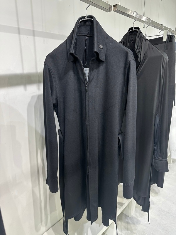 (ͽ���ʡ�8������9������ͽ��/kiryuyrik������奦����奦/Mockroady Stand Collar Zipp Shirt/Black