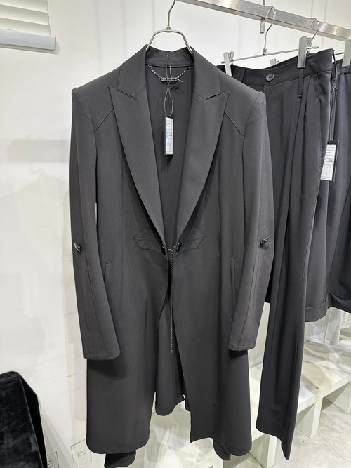 (ͽ���ʡ�4��5������ͽ��/kiryuyrik������奦����奦/T/R Gabardine Goth Flare Jacket/Black