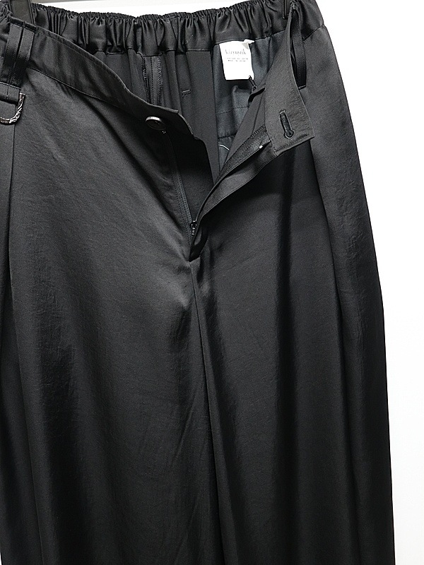 (ͽ���ʡ�8������9������ͽ��/kiryuyrik������奦����奦/Vintage Satin Wide Tuck Slacks/Black