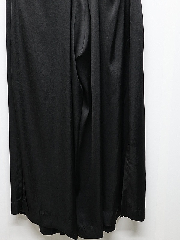 (ͽ���ʡ�8������9������ͽ��/kiryuyrik������奦����奦/Vintage Satin Wide Tuck Slacks/Black