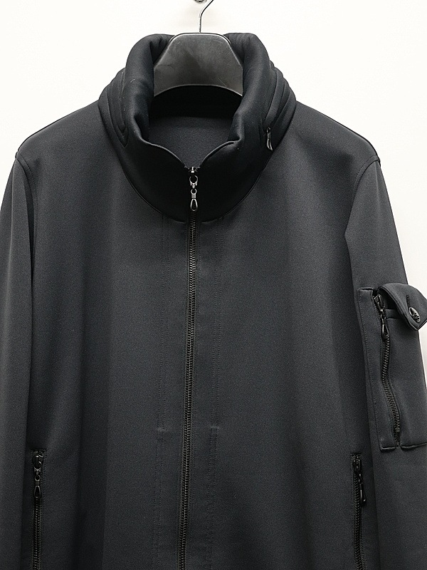 �㴰���kiryuyrik������奦����奦/Double Knit Jersey Stand Collar Blouson/Black