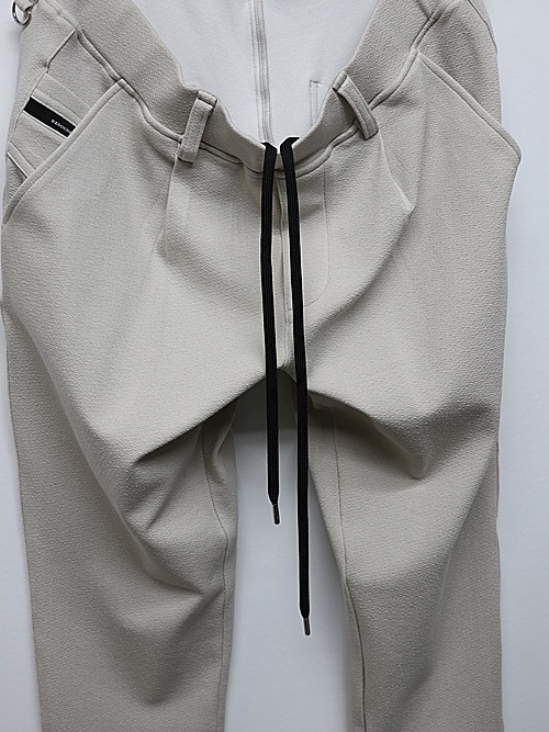 RESOUND CLOTHING���ꥵ����ɥ���������/TIGHT TAPERD CHRIS EASY blister TUCK PANTS/BEIGE