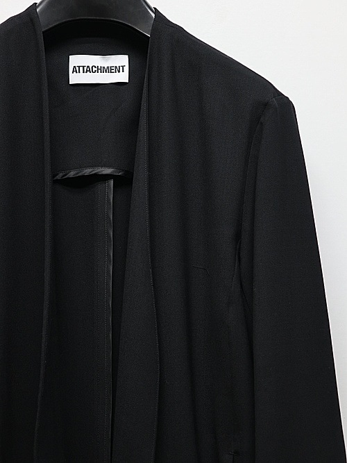 ATTACHMENT�������å�����/2/90 WO TWIST TWILL COLLARLESS JKT/BLACK