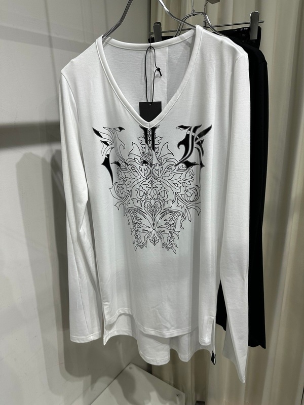 (ͽ���ʡ�8������9������ͽ��/kiryuyrik������奦����奦/BEATENJIKU V Neck T-Shirt/White