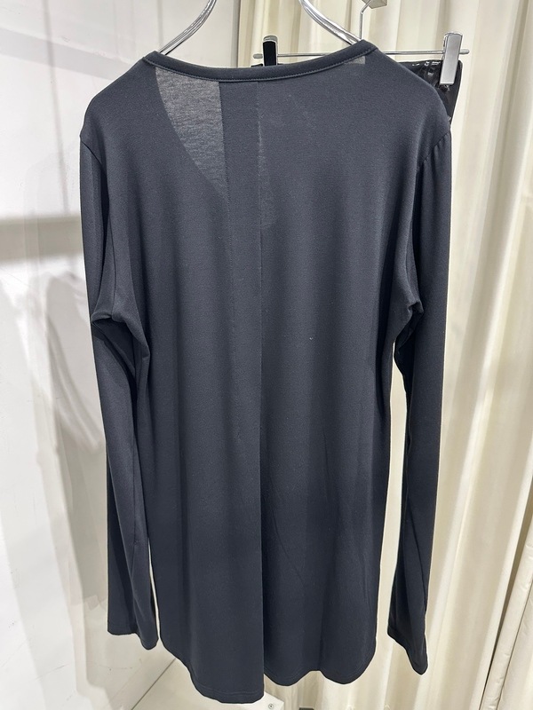 (ͽ���ʡ�8������9������ͽ��/kiryuyrik������奦����奦/BEATENJIKU V Neck T-Shirt/Black