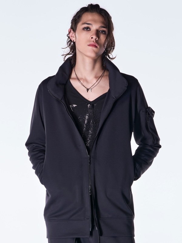 (ͽ���ʡ�8������9������ͽ��/kiryuyrik������奦����奦/BEATENJIKU V Neck T-Shirt/Black