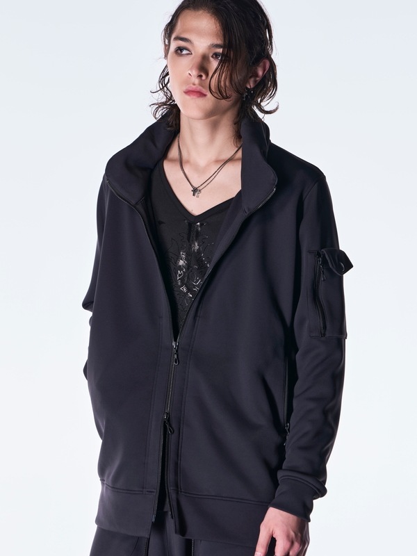 (ͽ���ʡ�8������9������ͽ��/kiryuyrik������奦����奦/BEATENJIKU V Neck T-Shirt/Black