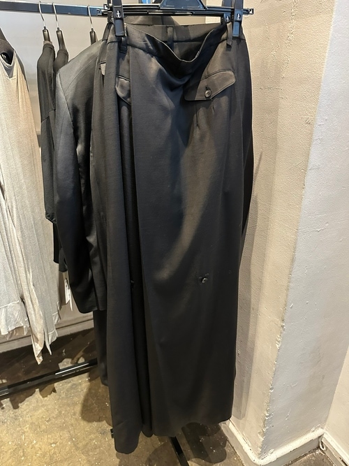 (ͽ����)8��9������ͽ��/JULIUS����ꥦ��/VISCOSE/SLUB WOOL TWILL TROUSERS1/BLACK