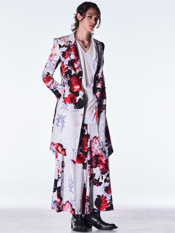 (ͽ���ʡ�9������10������ͽ��/kiryuyrik������奦����奦/Goth Flora Suede Satin Flare Jacket/White