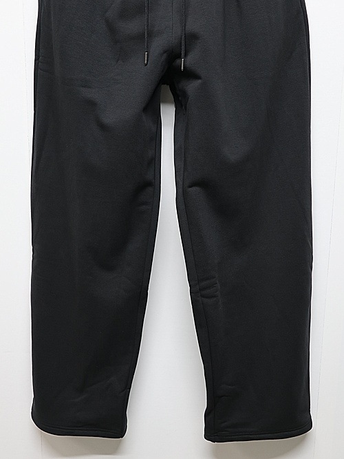 ATTACHMENT�������å�����/CO STRETCH TERRY 1TUCK EASY TROUSERS/BLACK