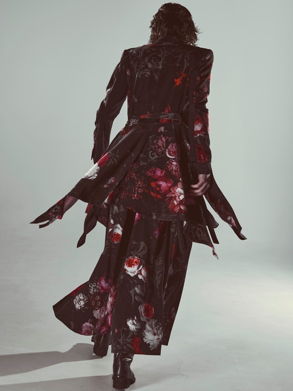 (ͽ���ʡ�9������10������ͽ��/kiryuyrik������奦����奦/Goth Flora Suede Satin Flare Jacket/Black