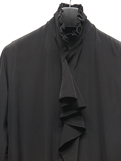 �㴰���THE ONENESS�ʥ����ͥ���/Recycled PE Dechine Frill Flare Shirt/Black