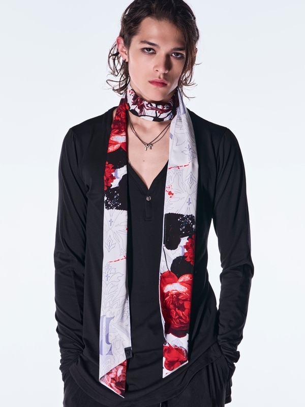 (ͽ���ʡ�9������10������ͽ��/kiryuyrik������奦����奦/Goth Flora Suede Satin Stoal/White