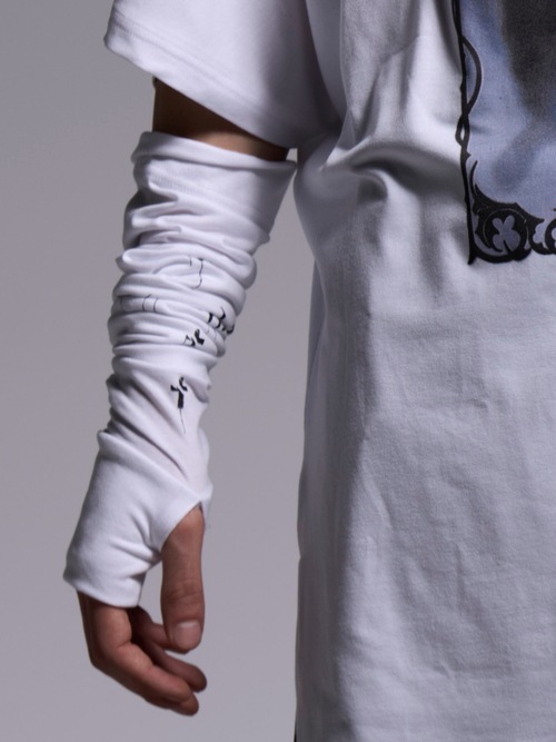 (ͽ���ʡ�4��5������ͽ��/kiryuyrik������奦����奦/BEATENJIKU Armband/White