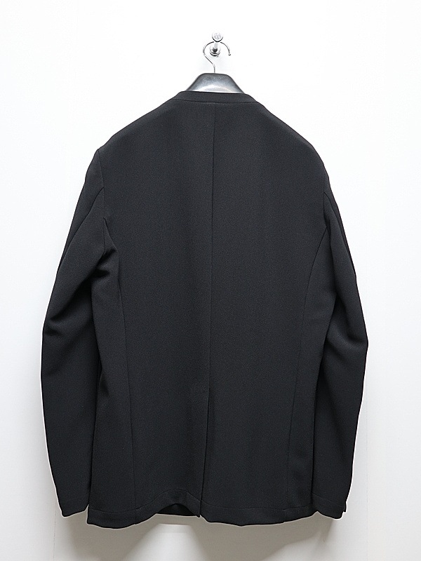 ATTACHMENT�������å�����/PE STRETCH DOUBLE CLOTH COLLARLESS JACKET/BLACK