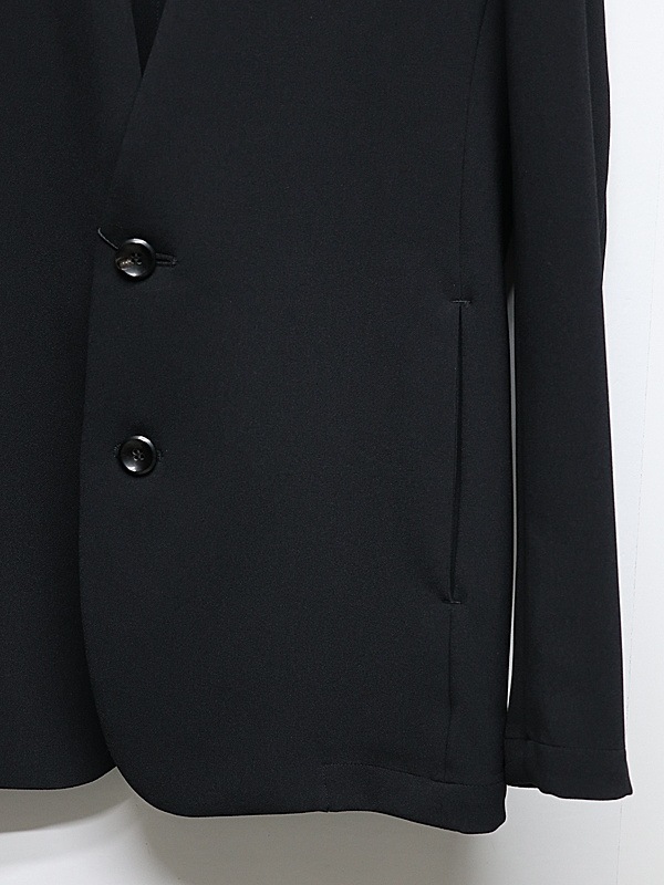 ATTACHMENT�������å�����/PE STRETCH DOUBLE CLOTH COLLARLESS JACKET/BLACK